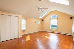 402 5th St, Greenport, NY 11944 - Photo 14