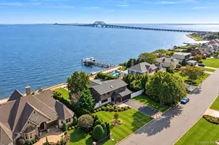 8 Shoal Dr, West Islip, NY 11795 - Photo 2