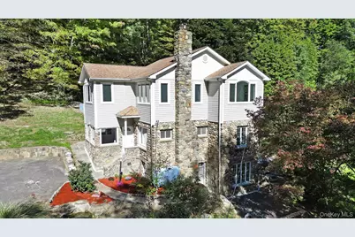 3811 Wood Street, Jefferson Valley, NY 10535 - Photo 2