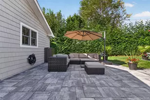 116 Valley Ave, Locust Valley, NY 11560 - Photo 38