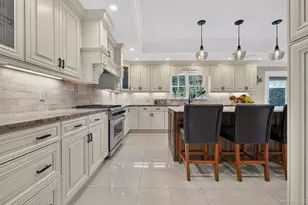 116 Valley Ave, Locust Valley, NY 11560 - Photo 14