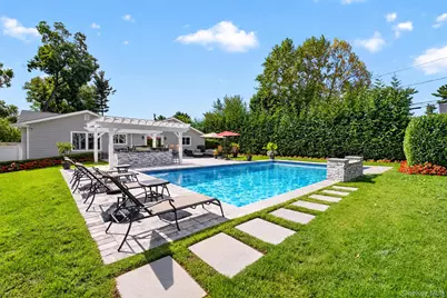 116 Valley Avenue, Locust Valley, NY 11560 - Photo 6