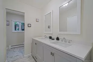 180 Branch Ave, Central Islip, NY 11722 - Photo 20
