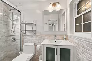 143-36 37th Ave, Flushing, NY 11354 - Photo 18