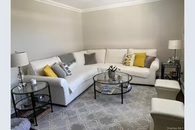 264-63 Langston Avenue #2nd floor, Glen Oaks, NY 11004 - Photo 2