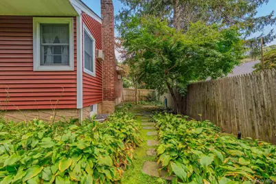 2 Charles Avenue, Huntington, NY 11743 - Photo 20