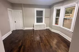 49 Park Pl, New Rochelle, NY 10801 - Photo 2