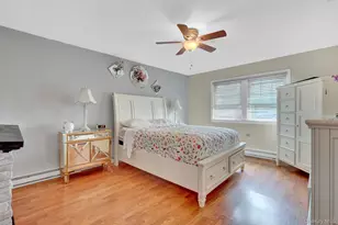 46 Forge Ln, Coram, NY 11727 - Photo 10