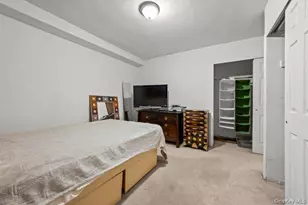 142-05 Roosevelt Ave, Flushing, NY 11354 - Photo 10
