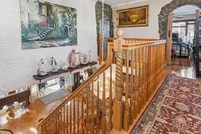 315 Wynsum Avenue, Merrick, NY 11566 - Photo 22