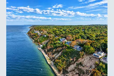 14 Waterview Drive, Sound Beach, NY 11789 - Photo 8