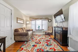 51 Columbia St, Farmingdale, NY 11735 - Photo 4