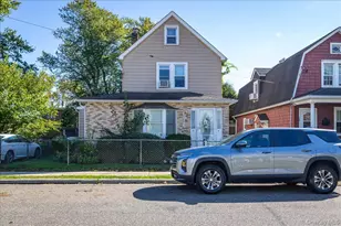 51 Columbia St, Farmingdale, NY 11735 - Photo 2