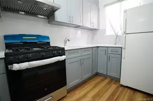52-11 Seabury St, Elmhurst, NY 11373 - Photo 4
