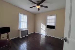 130-18 228th St, Springfield Gardens, NY 11413 - Photo 16