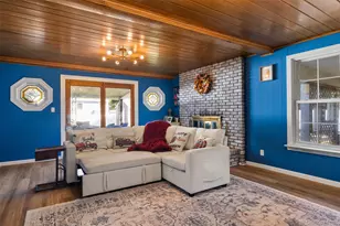 125 Carroll Ave, Ronkonkoma, NY 11779 - Photo 12