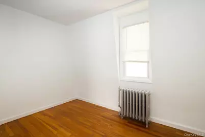 14811 10th Avenue, Whitestone, NY 11357 - Photo 18