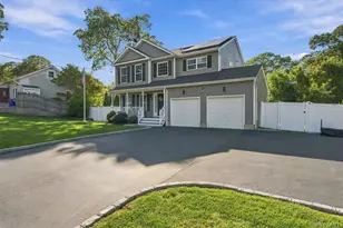 48 Sunrise Dr, Sound Beach, NY 11789 - Photo 2