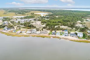 106 Shore Dr E, Amagansett, NY 11930 - Photo 22