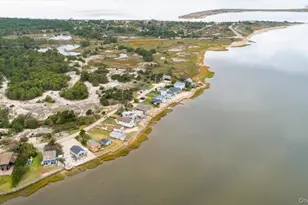 106 Shore Dr E, Amagansett, NY 11930 - Photo 24