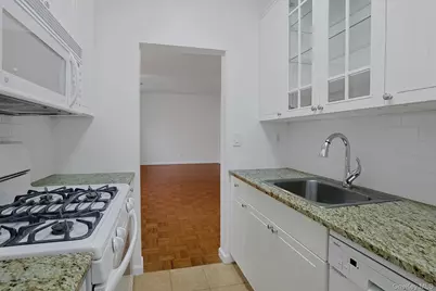 1250 North Avenue #204, New Rochelle, NY 10804 - Photo 10
