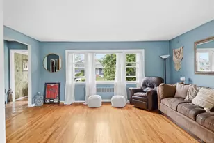 208 Island Pkwy W, Island Park, NY 11558 - Photo 6