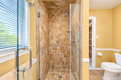 2306 Pine Avenue, Ronkonkoma, NY 11779 - Photo 28