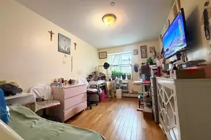 35-06 Leavitt St, Flushing, NY 11354 - Photo 4