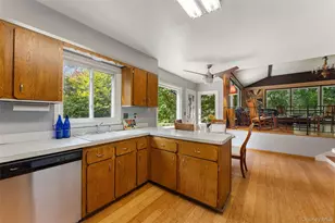 16 Cadillac Dr, New Rochelle, NY 10804 - Photo 8