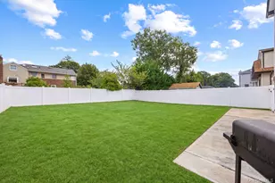77 Kenny Ave, Merrick, NY 11566 - Photo 8