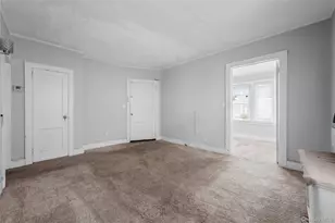 231-08 Mentone Ave, Springfield Gardens, NY 11413 - Photo 4