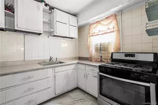 231-08 Mentone Ave, Springfield Gardens, NY 11413 - Photo 8