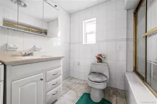 231-08 Mentone Ave, Springfield Gardens, NY 11413 - Photo 18