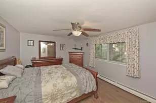 245 N Fulton Ave, Lindenhurst, NY 11757 - Photo 22