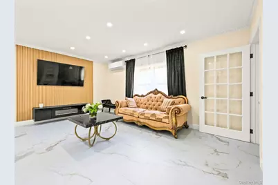 65-15 183rd Street, Fresh Meadows, NY 11365 - Photo 4