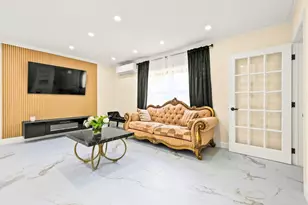 65-15 183rd St, Fresh Meadows, NY 11365 - Photo 4