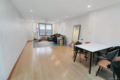 4125 Kissena Boulevard #2T, Flushing, NY 11355 - Photo 4