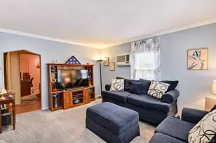 150 Franklin St, Elmont, NY 11003 - Photo 2