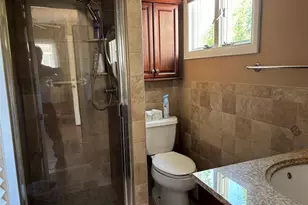 8 Walnut Pl, Lindenhurst, NY 11757 - Photo 36