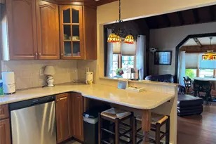 8 Walnut Pl, Lindenhurst, NY 11757 - Photo 30
