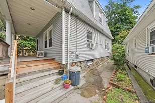 258 McLean Ave, Yonkers, NY 10705 - Photo 4
