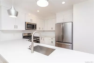 121 Fisher Avenue #5, White Plains, NY 10606 - Photo 1