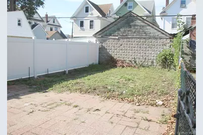 105-48 89th Street, Ozone Park, NY 11417 - Photo 20