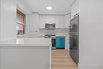 5800 Arlington Avenue #11T, Bronx, NY 10471 - Photo 4