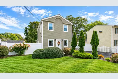 73 Lynbrook Drive, Mastic Beach, NY 11951 - Photo 4