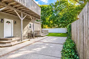 73 Lynbrook Dr, Mastic Beach, NY 11951 - Photo 32