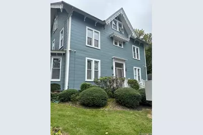 25 Knollwood Avenue #Apt 5, Huntington, NY 11743 - Photo 2