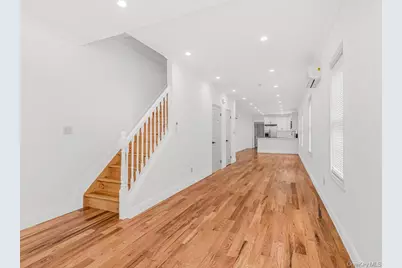 560 Linden Boulevard, Brooklyn, NY 11203 - Photo 2