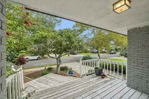 850 Oliver St, Woodmere, NY 11598 - Photo 8