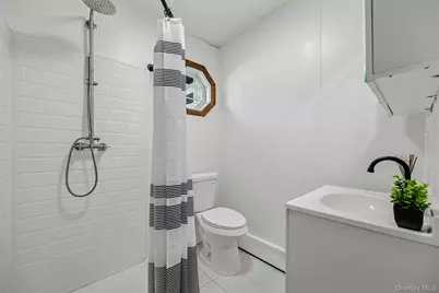 6 Lannis Avenue, New Windsor, NY 12553 - Photo 10